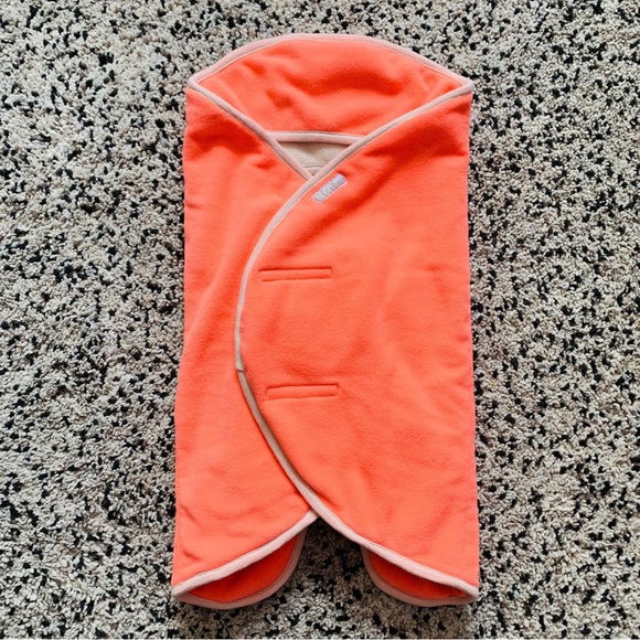 7 A.M. Enfant Nido Fleece wrap (0-6 Months) - Picture 3 of 5